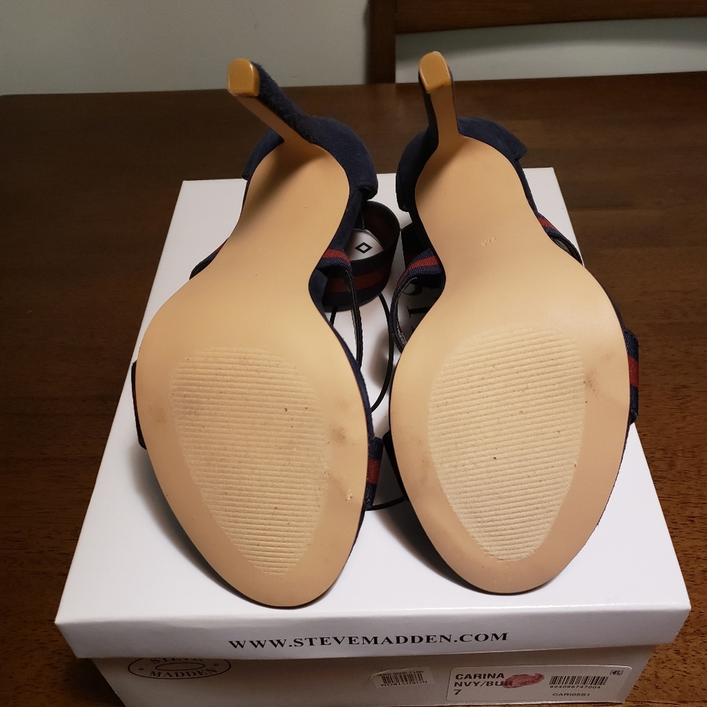 Shoes - Picture 6 of 7